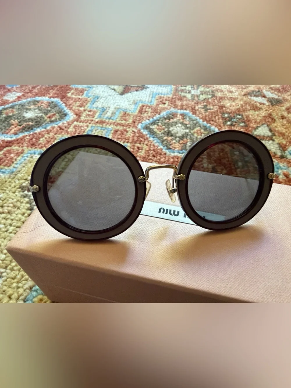 Authentic Miu Miu Black Round Sunglasses Case - SMU 08R Noir collection